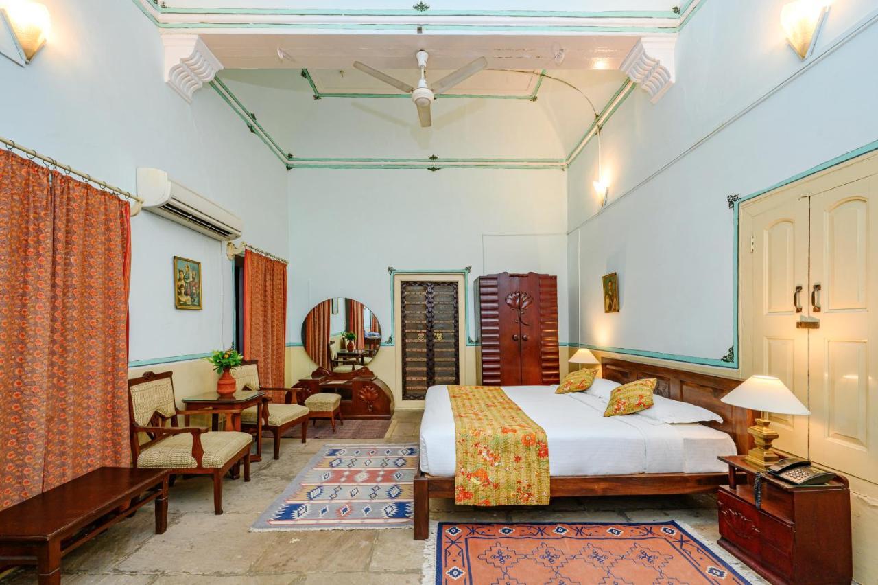 Neemrana'S - Piramal Haveli Hotel Bagar Buitenkant foto