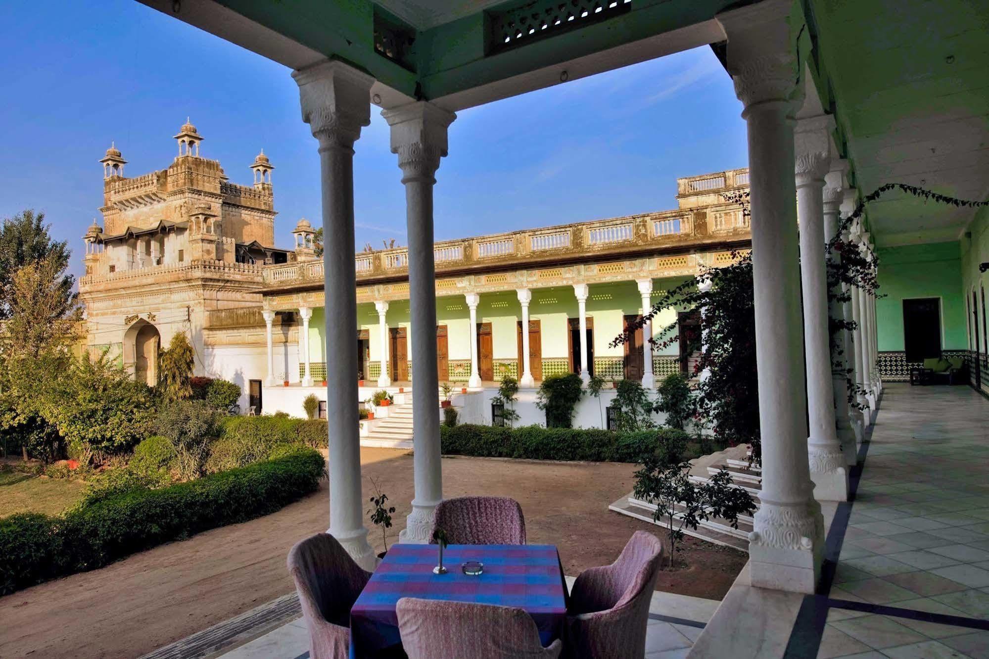 Neemrana'S - Piramal Haveli Hotel Bagar Buitenkant foto