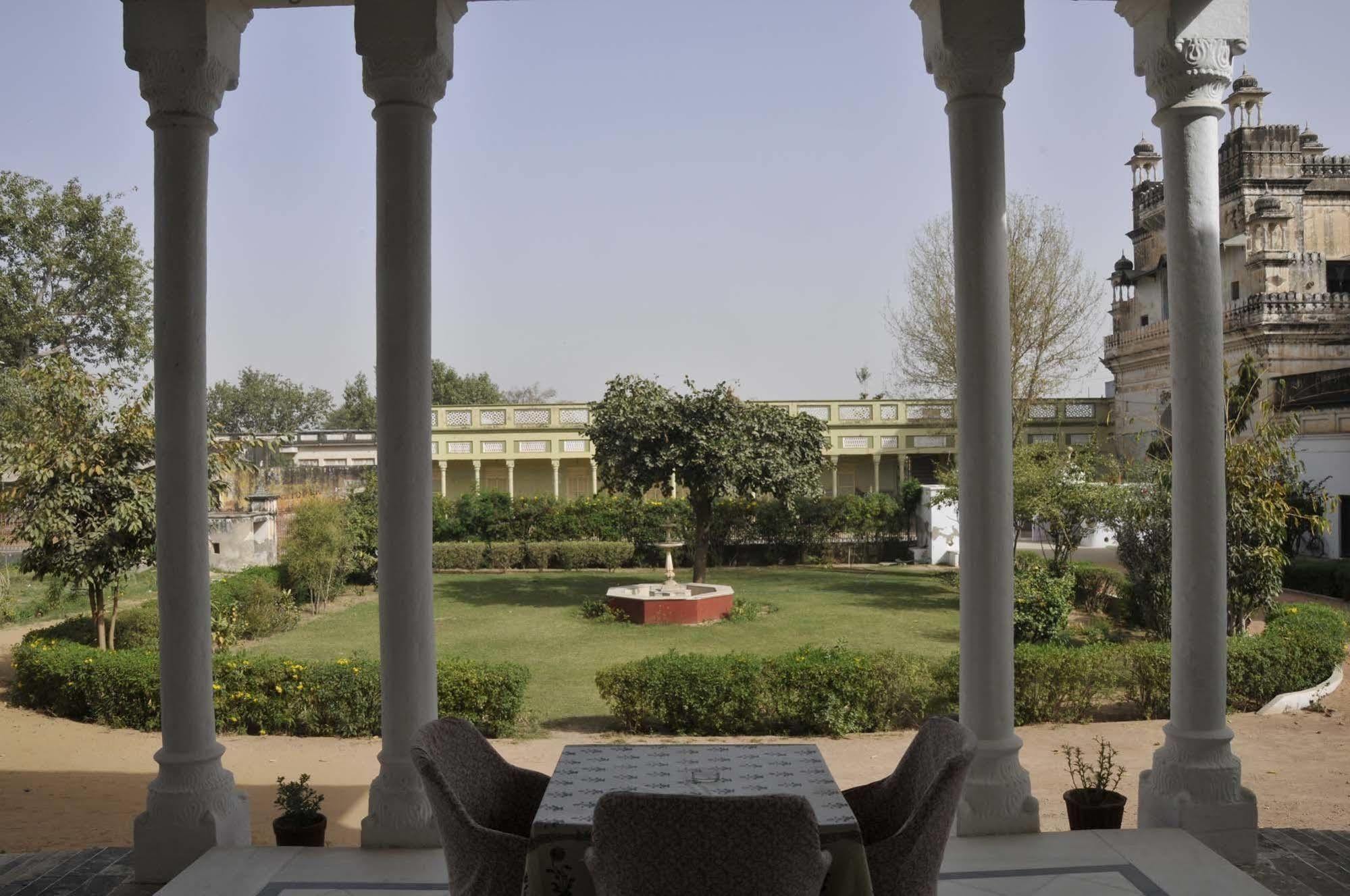 Neemrana'S - Piramal Haveli Hotel Bagar Buitenkant foto